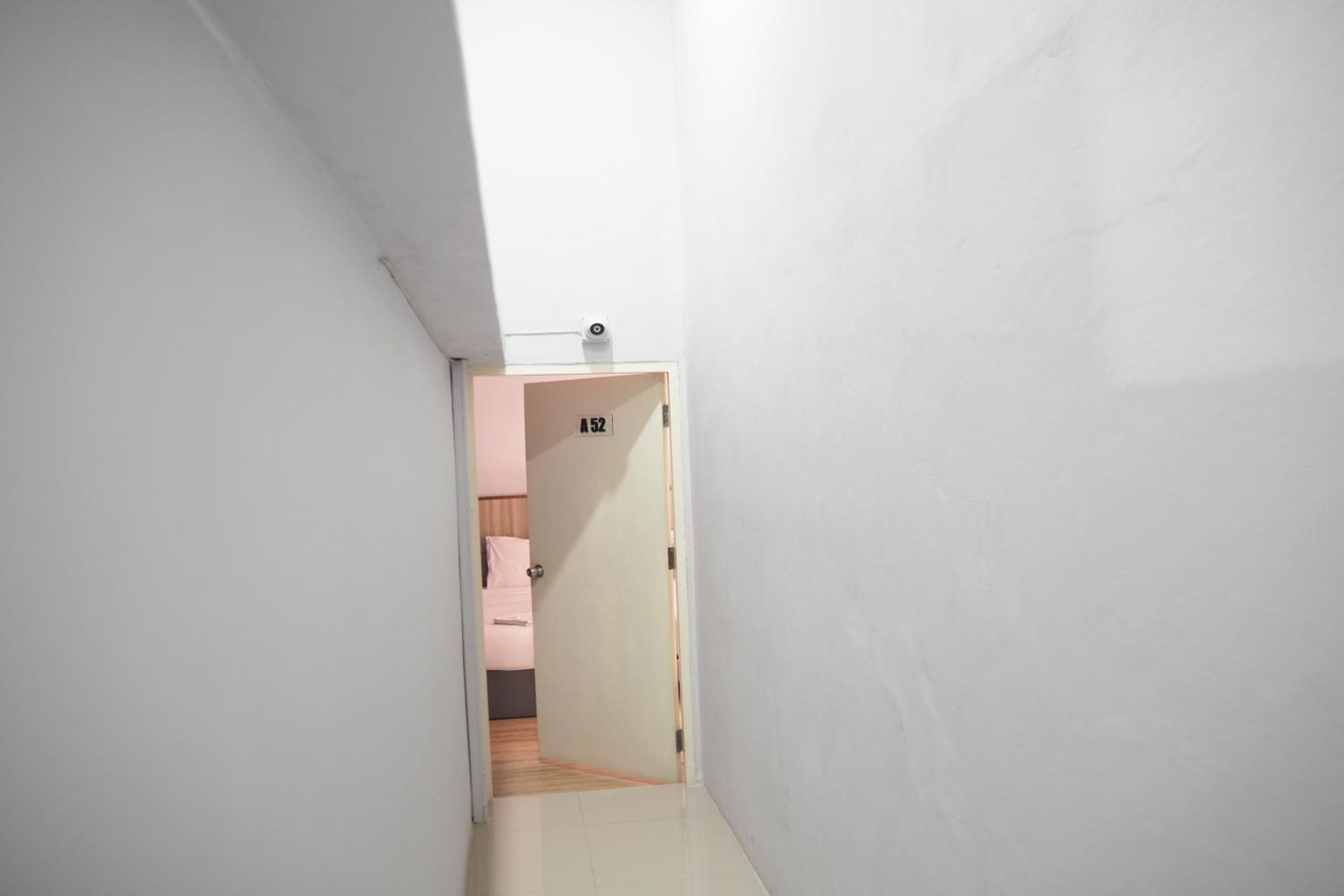 Blue26 Hotel Ban Wat Sala Daeng Luaran gambar
