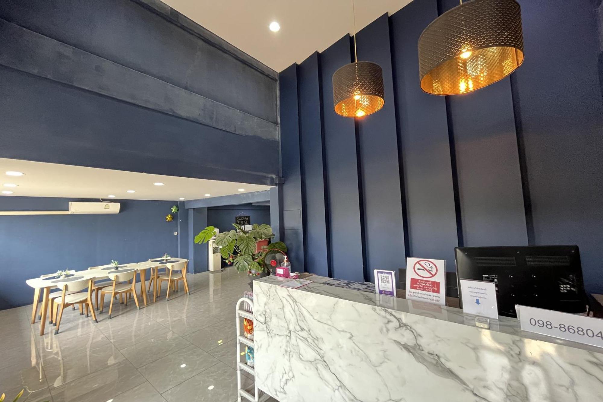 Blue26 Hotel Ban Wat Sala Daeng Luaran gambar