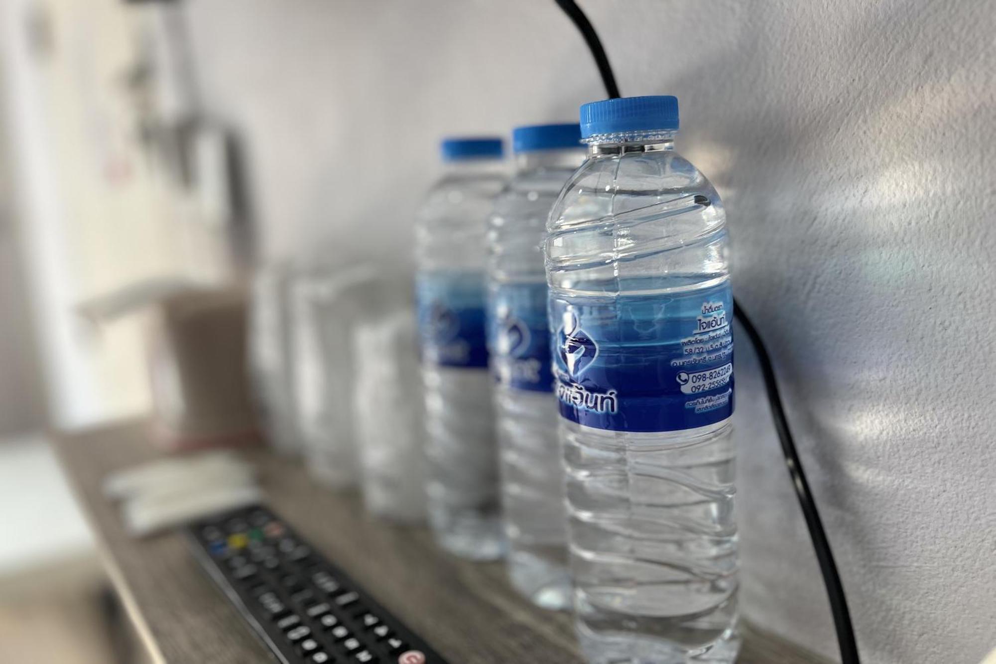 Blue26 Hotel Ban Wat Sala Daeng Luaran gambar