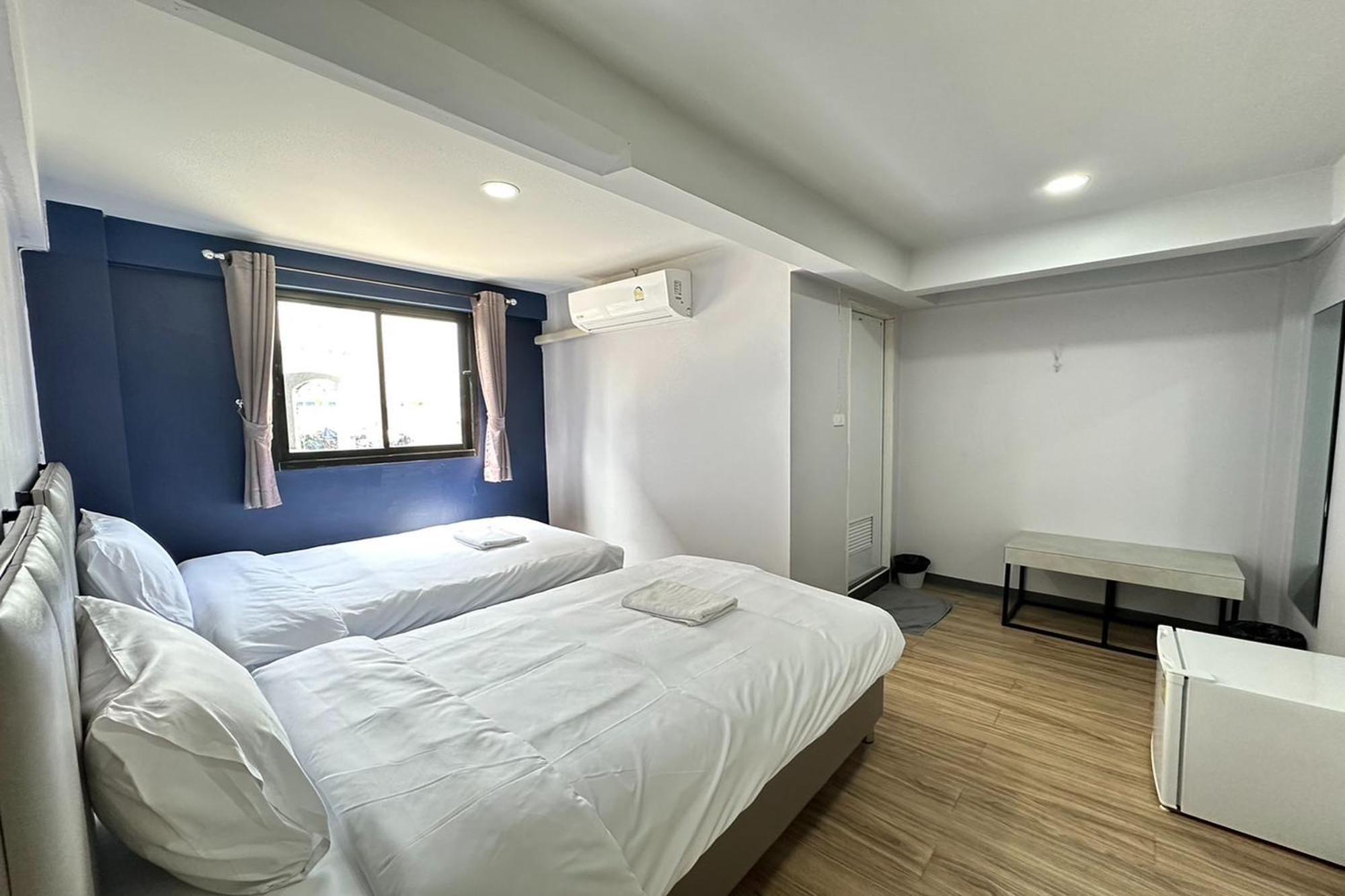 Blue26 Hotel Ban Wat Sala Daeng Luaran gambar