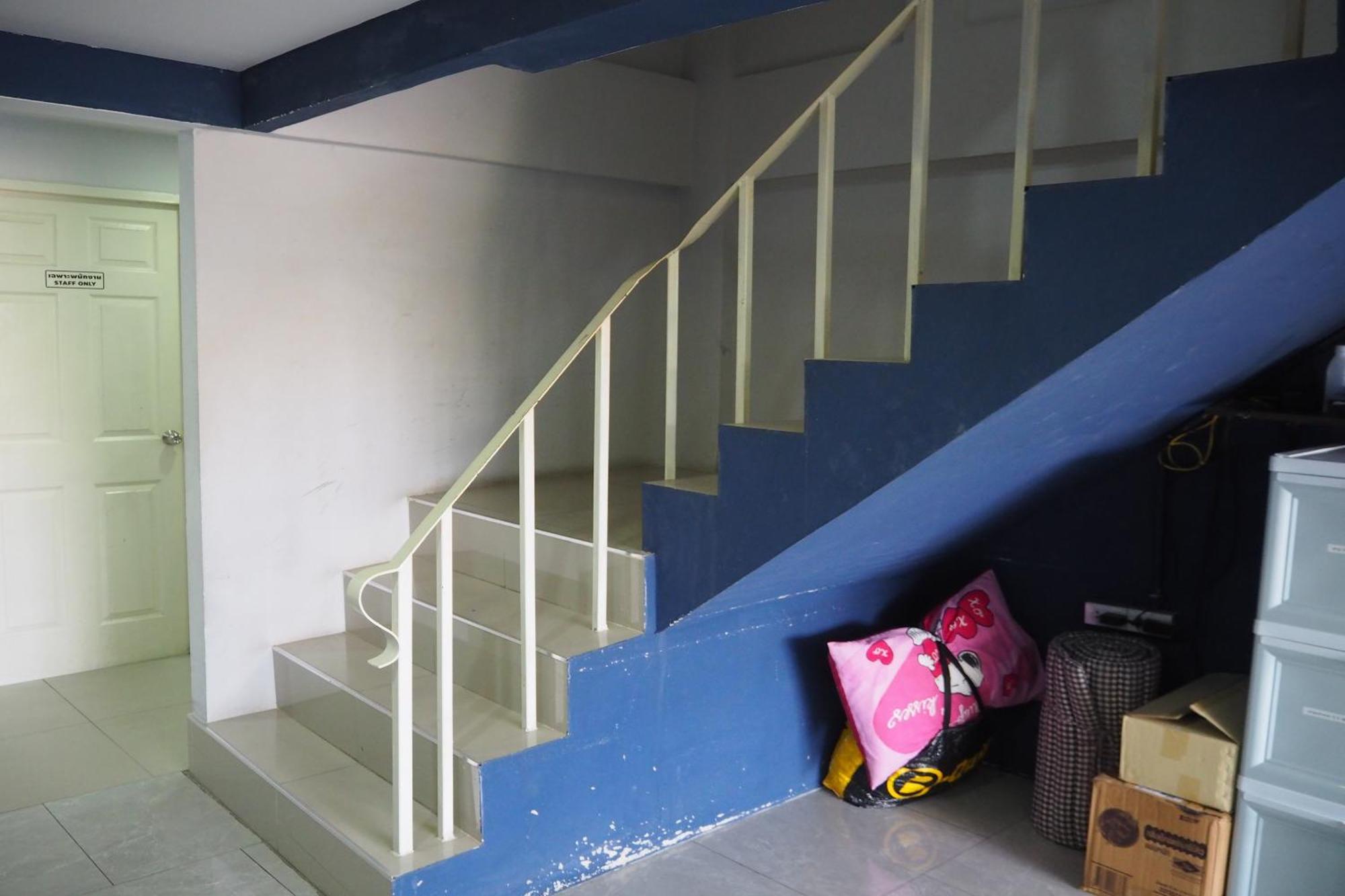 Blue26 Hotel Ban Wat Sala Daeng Luaran gambar